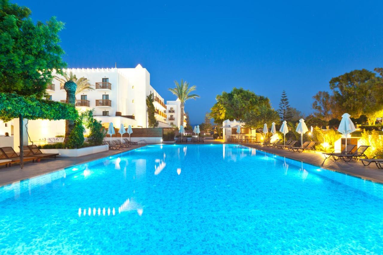 Oceanis Beach & Spa Resort Psalidi  Bagian luar foto
