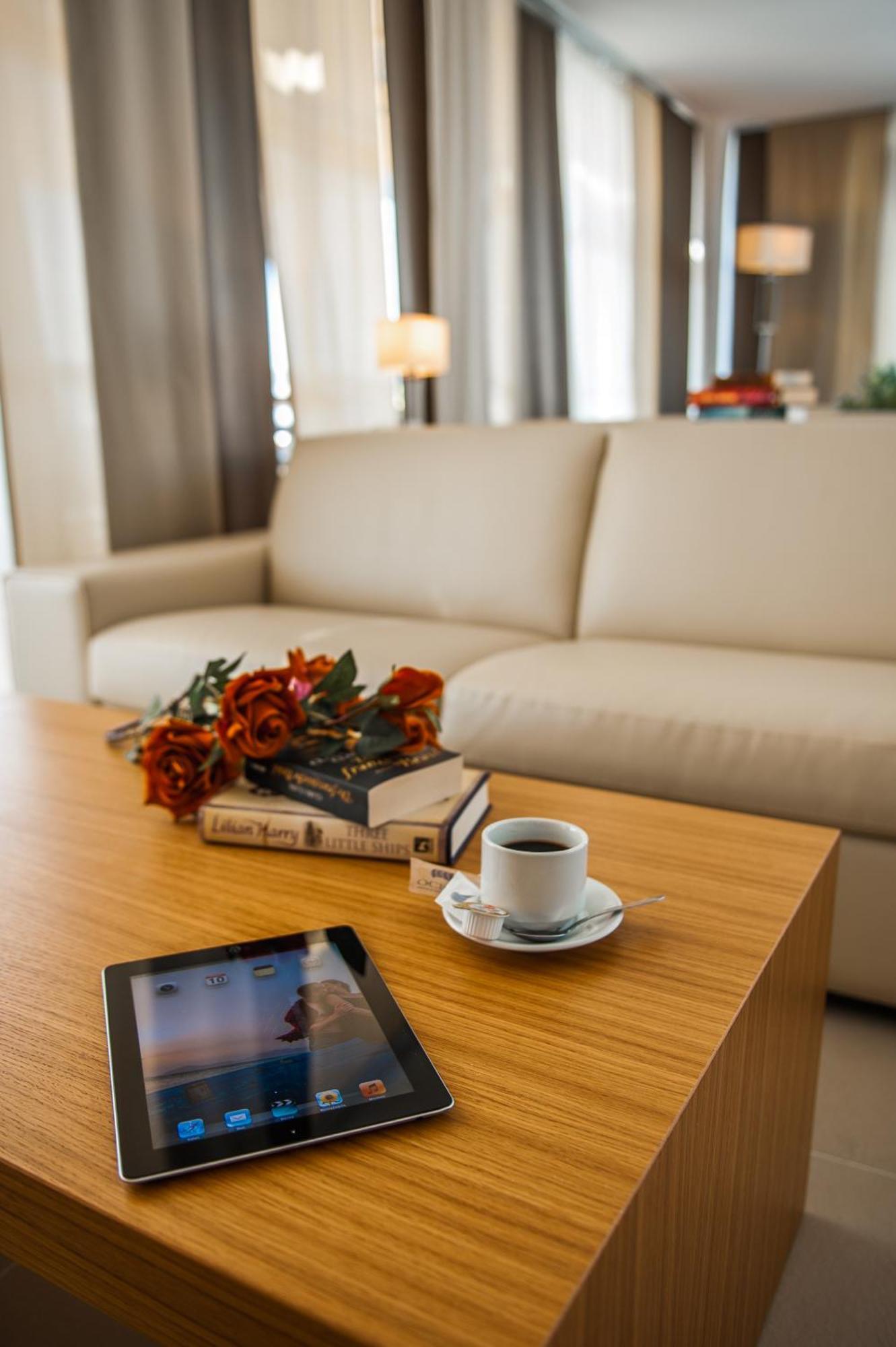 Oceanis Beach & Spa Resort Psalidi  Bagian luar foto
