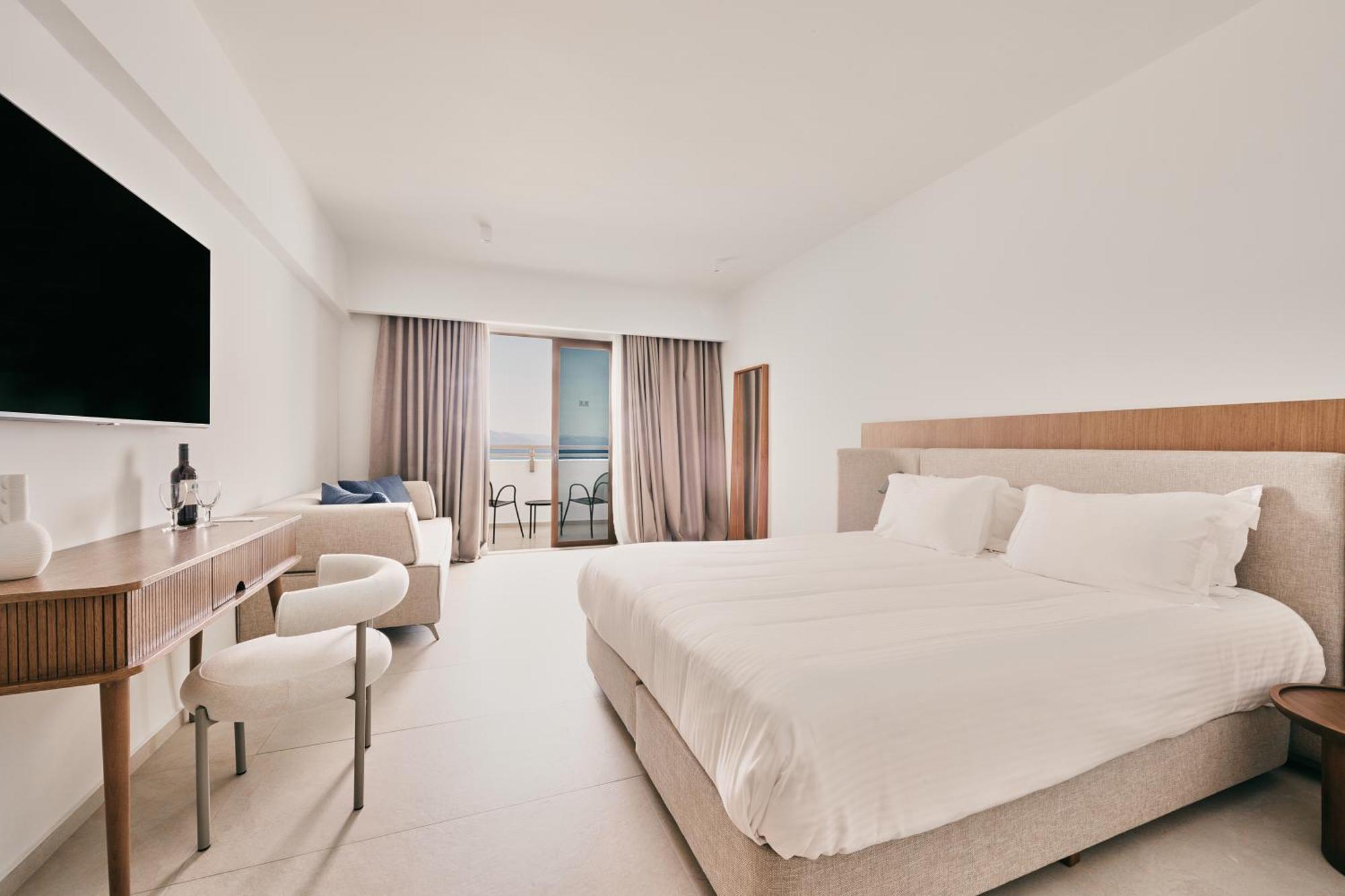 Oceanis Beach & Spa Resort Psalidi  Bagian luar foto